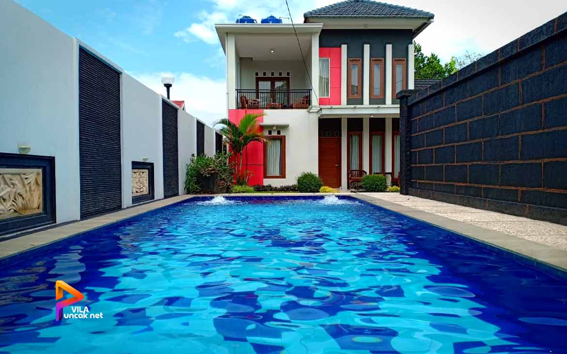 villa cipanas kolam renang pribadi