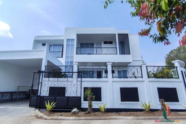 Villa Almira Empat Bangunan Modern Minimalis