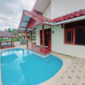 Villa Orchid Garden Cipanas Puncak 4 Kamar Private Pool